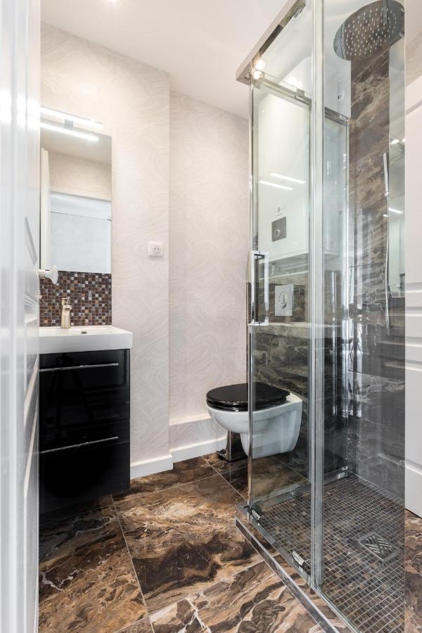 Squared Head-Apartment With Terrace In Nizza Esterno foto